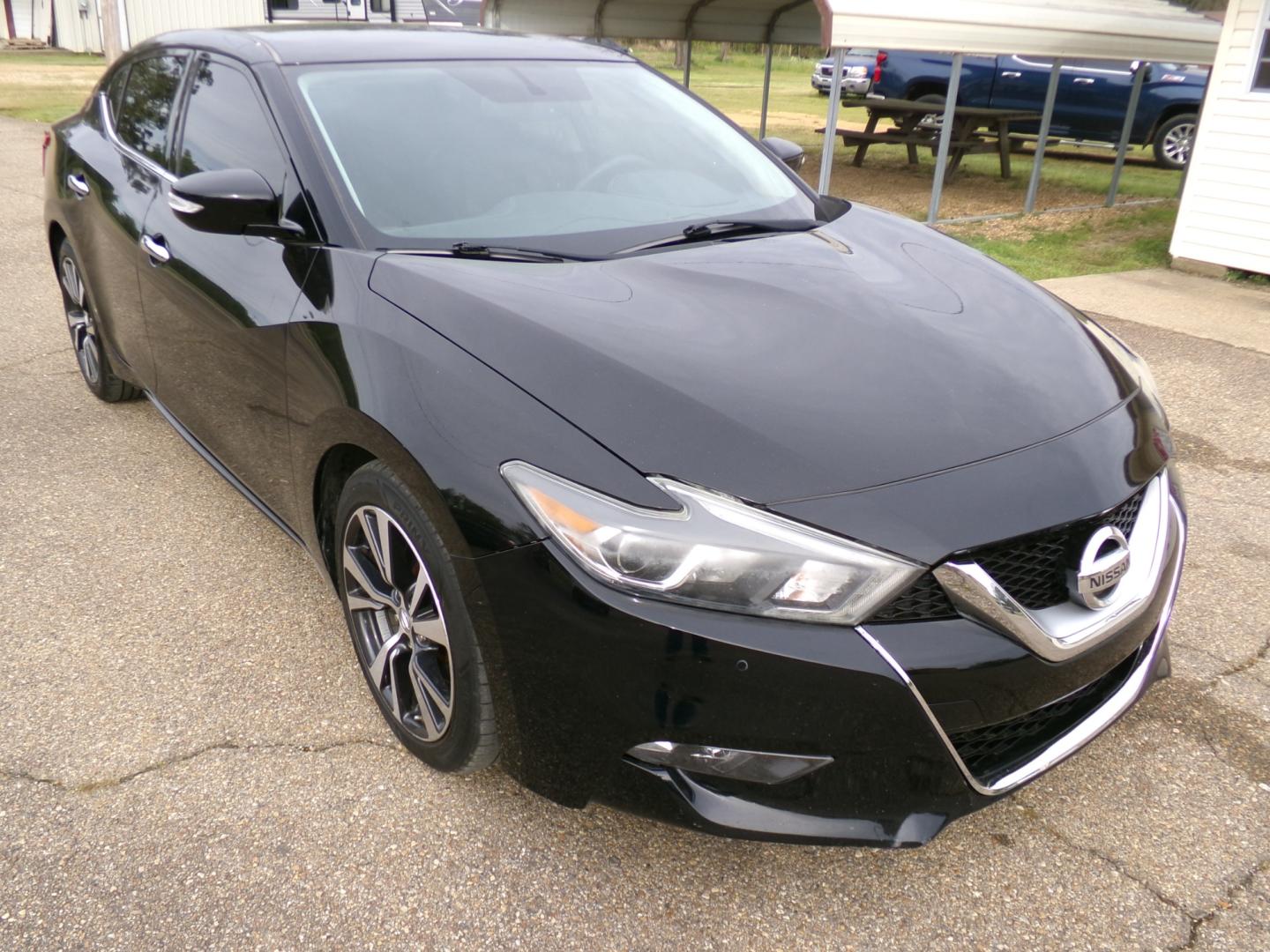 2017 Black /Black Nissan Maxima SV (1N4AA6AP0HC) with an 3.5L engine, automatic transmission, located at 401 First NE, Bearden, AR, 71720, (870) 687-3414, 33.726528, -92.611519 - Photo#27